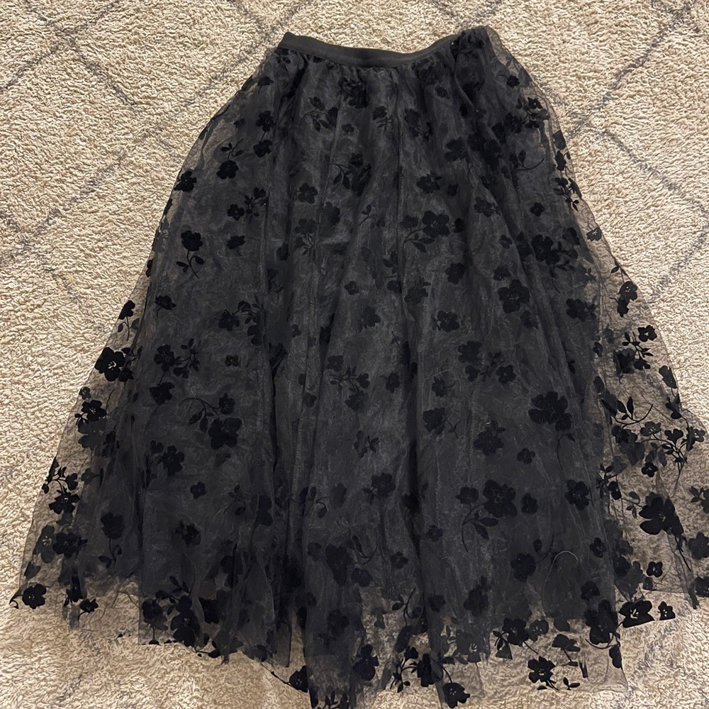 Midi length skirt